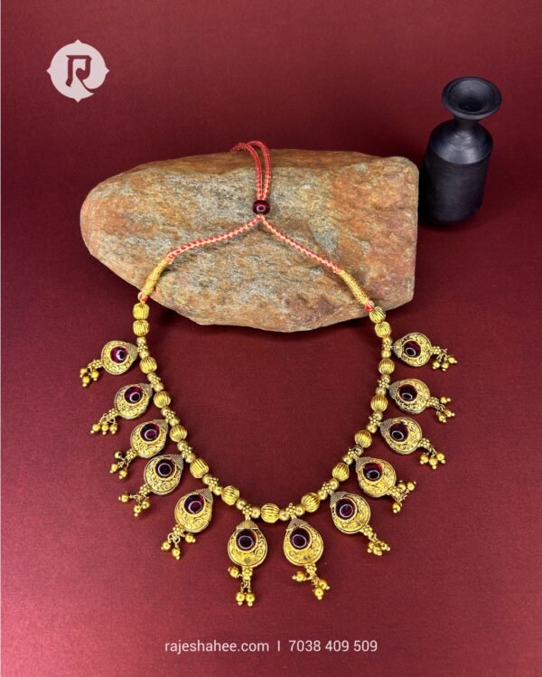 chandra stone Choker